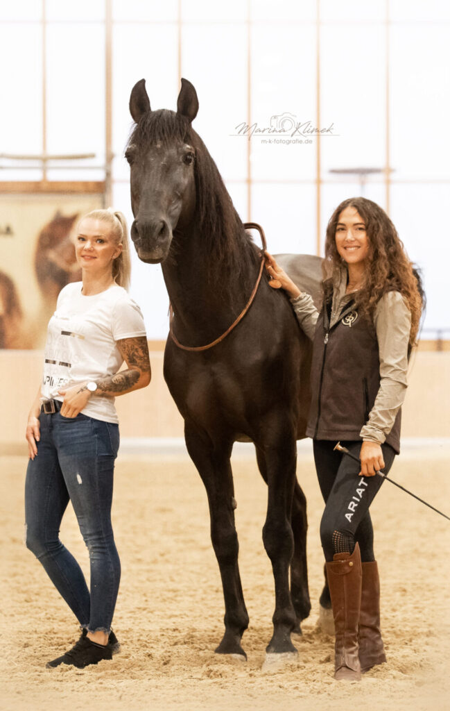 Kenzie Teilnehmerin und Pferd Marina Klimek